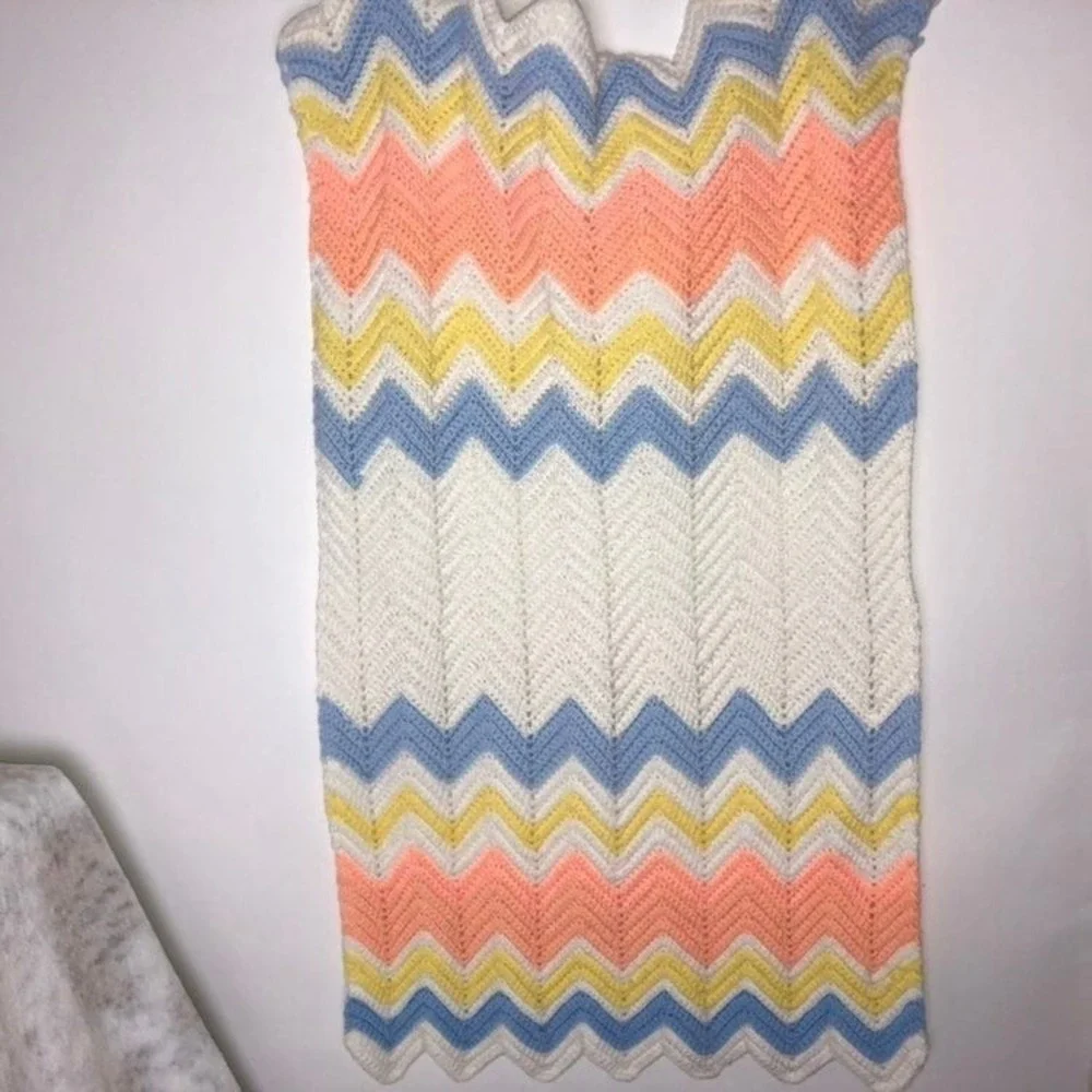 Crochet‎ Blanket Pastel Color Grannycore Chevron Pattern